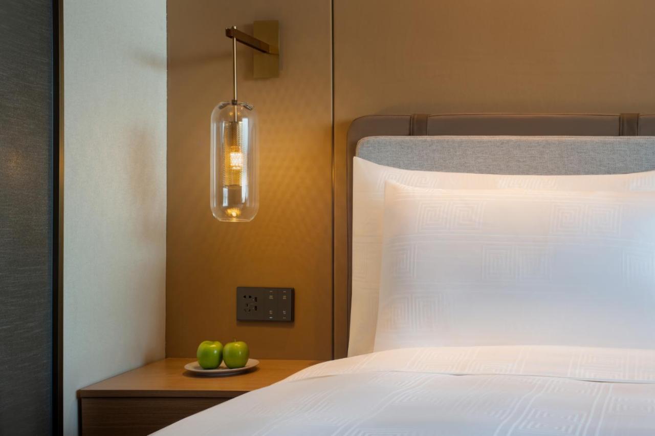 Guangzhou Hotel - Free Shuttle Bus To Exhibition Center During Canton Fair Period Екстер'єр фото